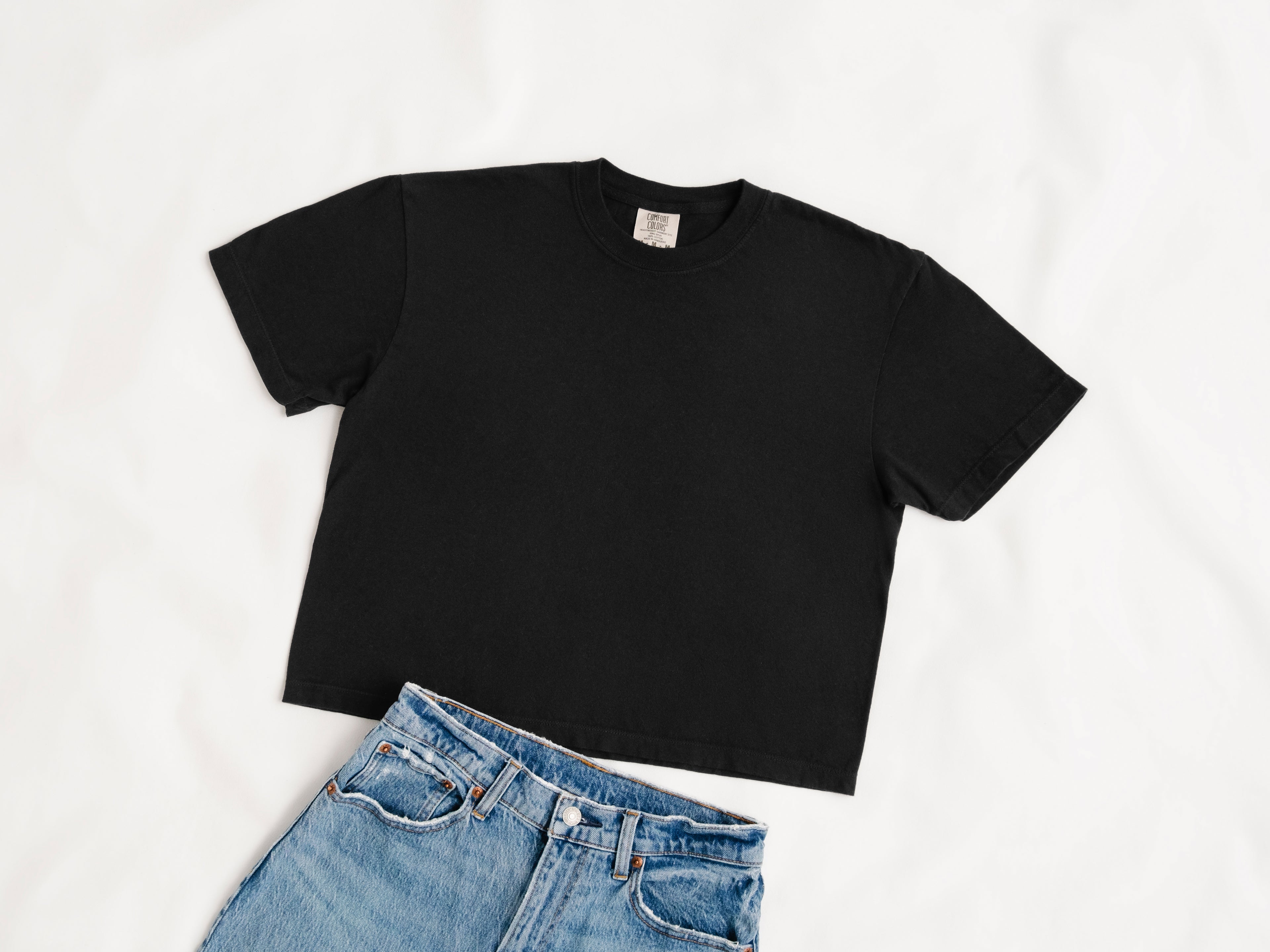 Black Boxy Crop